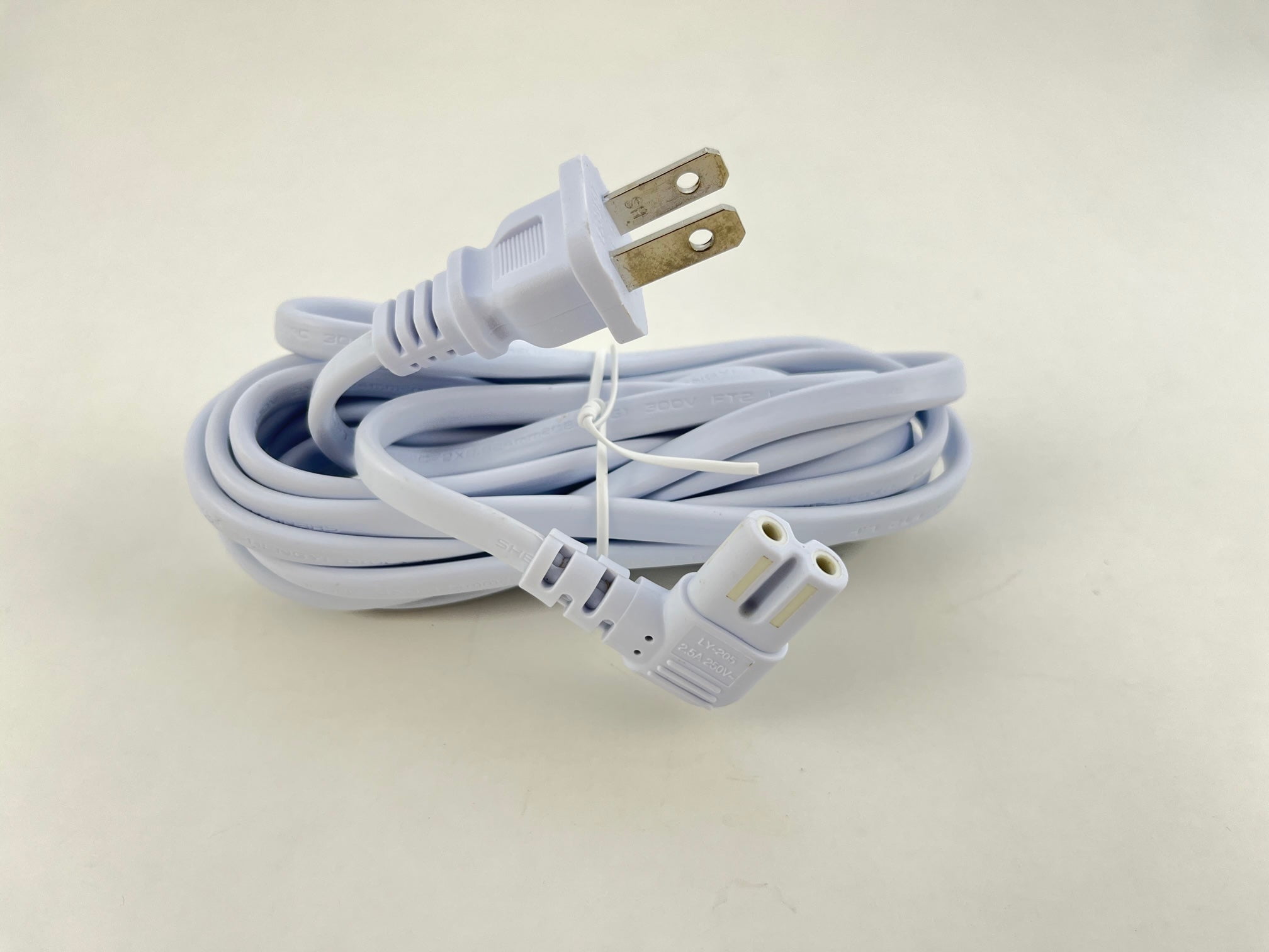 UL Listed] OMNIHIL Extra Long White 10FT L-Shaped C7 Power Cord