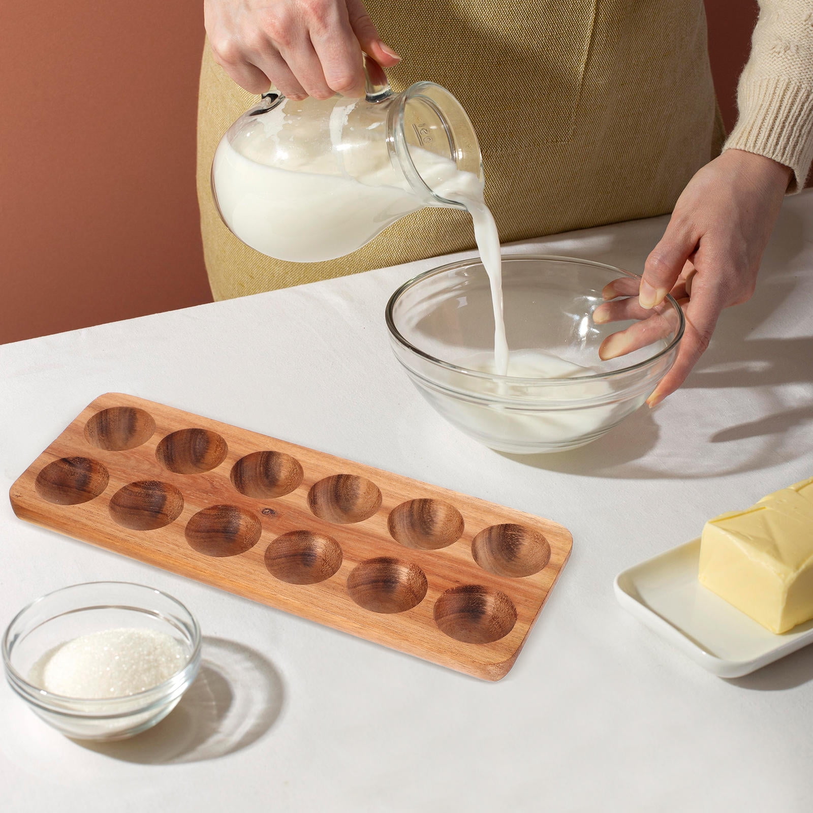 ULTNICE 1Pack Wooden Egg Tray for Kitchen Use and Storage in Brown Acacia Wood