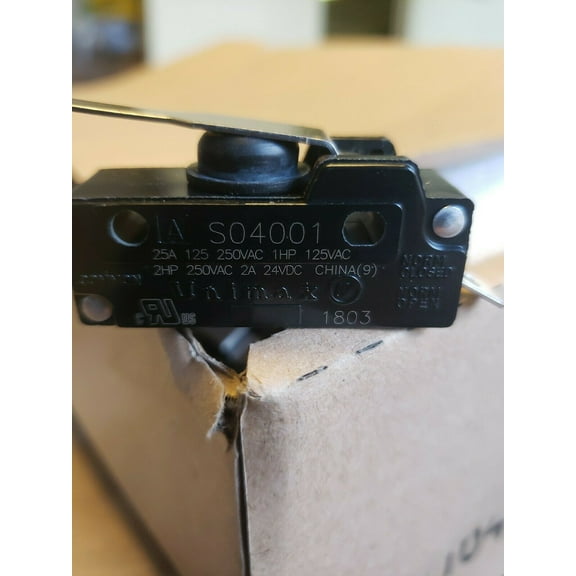 UNIMAX Single Snap-Action Limit Switch S04001, AS4001, 25A, 125/250VAC 1HP 24VDC