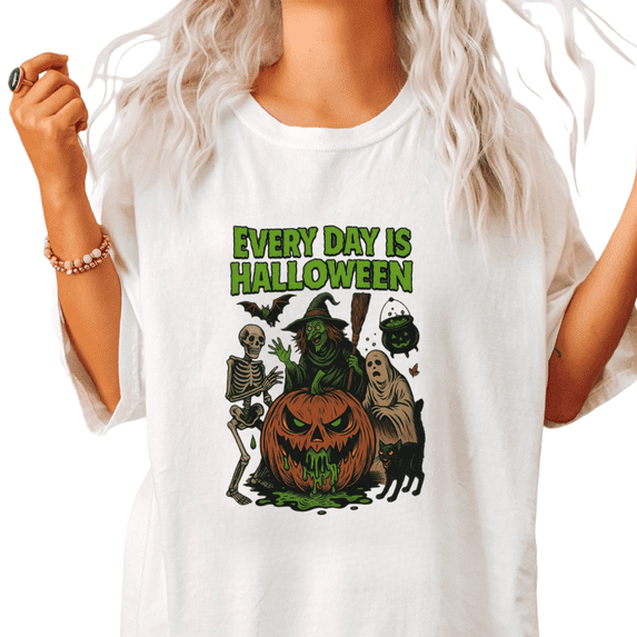 UNISHE Every Day Is Halloween Vintage Retro Graphic Tee Short Sleeve Crewneck Top