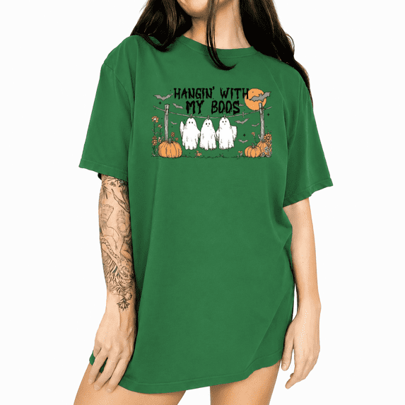 UNISHE HANGIN' WITH MY BOOS Halloween Ghost Graphic Tee Relaxed Crew Neck Short Sleeve Shirt