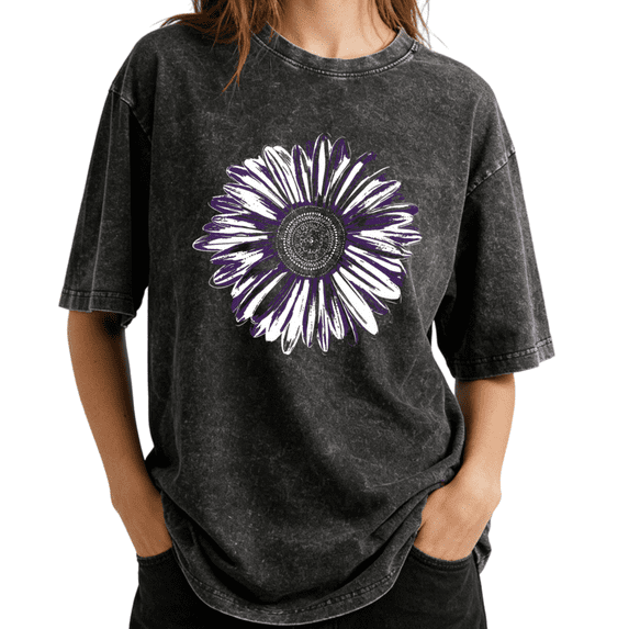 UNISHE Vintage Sunflower Aesthetic Floral Wash Print Tshirt S-2XL Acid Washed Black Graphic Tees Casual Shirts for Cottagecore Tops