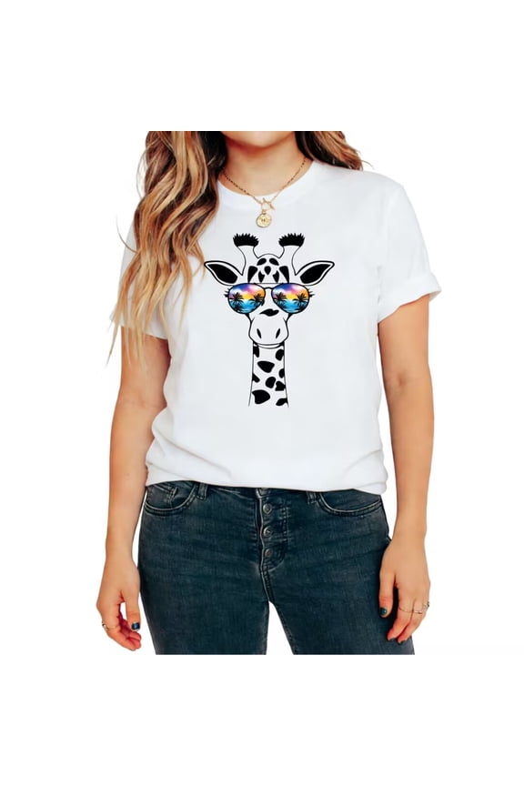 Women's Cool Giraffe with Beach Sunglasses Graphic Short Sleeve T-Shirt Casual Summer Animal Lover Tees