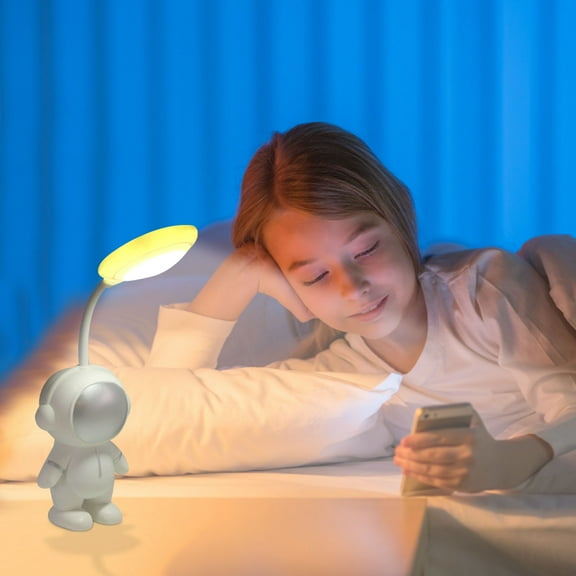 UNLLLL Astronaut Spaceman LED Desk Lamp Student Desktop Bedside Night Lamp, for Bedroom, Outdoor, Gift Giving