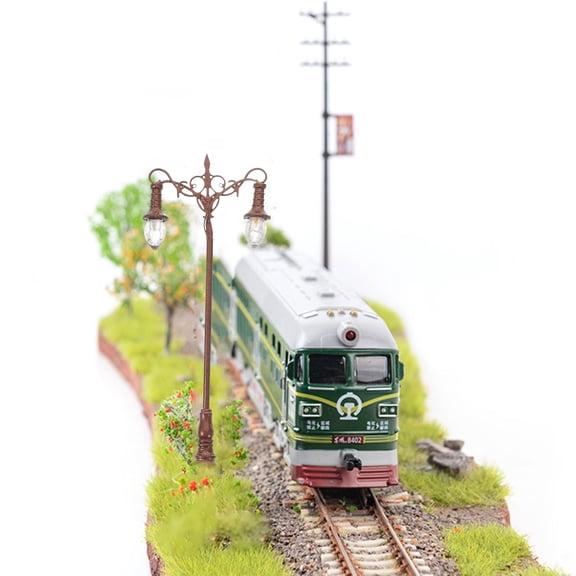 UPGRATOR 1 Pair Tiny LED Yard Lamps Miniature Model Lights with Wear Resistance for Projects and