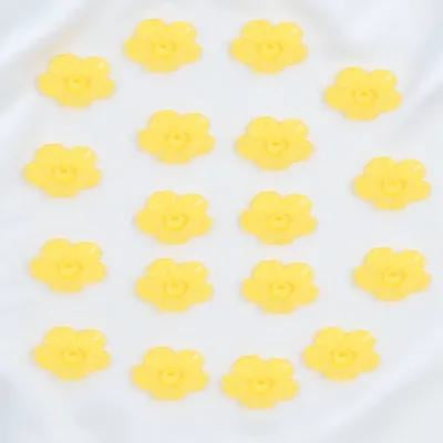 UPGRATOR 18Pcs Professional Yellow Plastic Hummingbird Feeder Flowers for Outdoor Bird Feeding