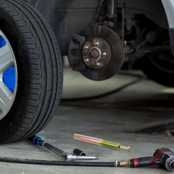 UPGRATOR 1Pcs Golden Expansion Anchor Bolts for Automotive Trim Screws Repair Environments