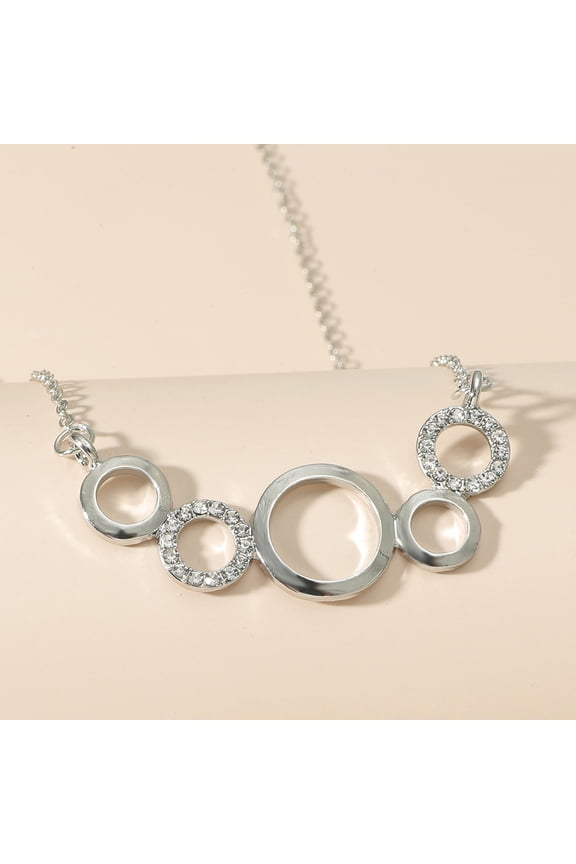 1Pcs Rhinestone Circle Necklace Alloy Clavicle Chain for Female