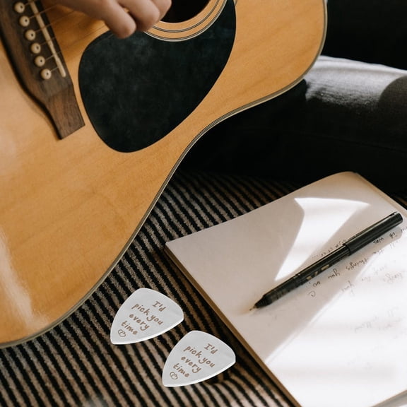 UPGRATOR 2Pcs Small Guitar Pick Multi Color Practical Plectrum with Comfortable Easy Hold Design
