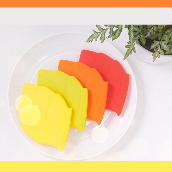 UPGRATOR 3Pcs Folding Silicone Drinking Cup Maple Leaf Design for Vacation and Outdoor Use