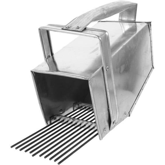 UPGRATOR Portable Metal Blueberry Picker with Rake Comb for Convenient Fruit Harvest