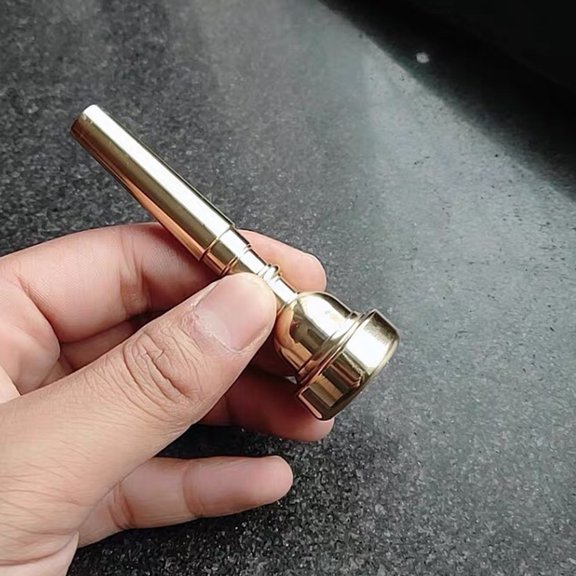 UPOUART 1 Set 2PCS Trumpet with Brush Musical Instrument Supply