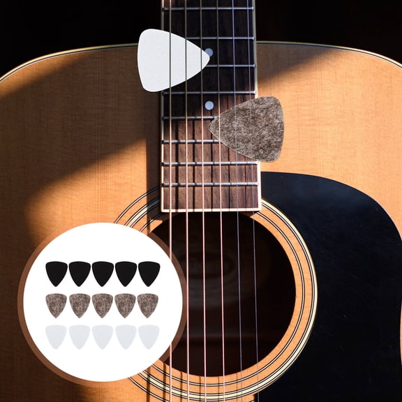 UPOUART 15Pcs Picks Guitar Pick Felt Material with Design for Beginners Music Accessories