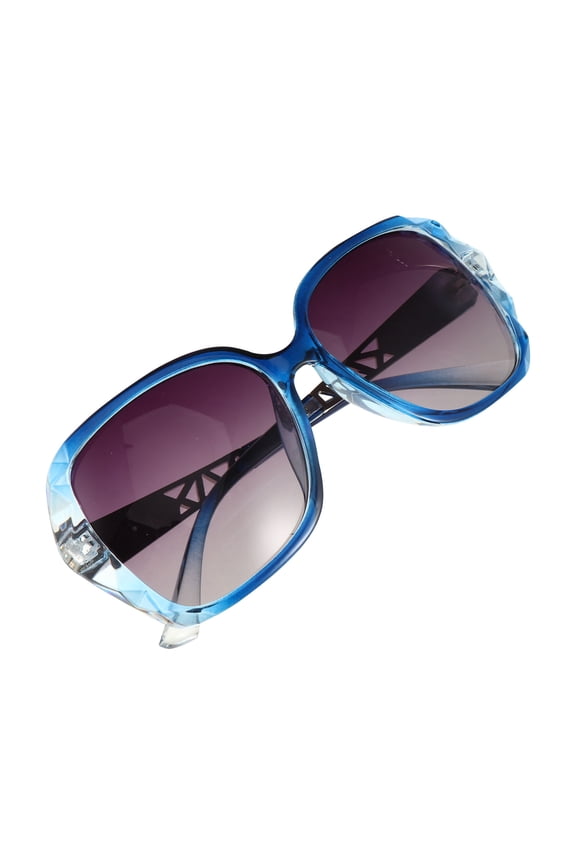 1Pair Fashion Sunglasses in Blue with Comfortable Fit and Clear High Definition Lens