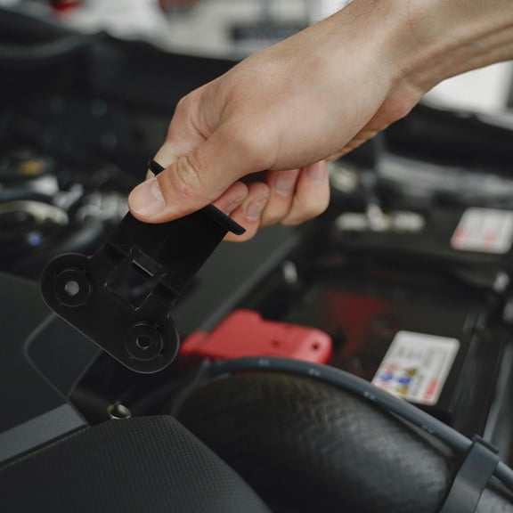 UPOUART 1Set Center Console Armrest Lid Latch Black Smooth Surface Lock with Screws for Quick Maintenance