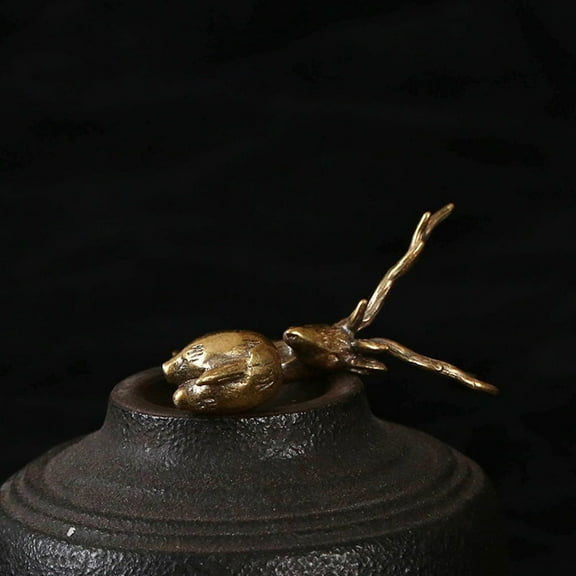 UPOUART 2Pcs Fine Craft Golden Brass Deer Sculpture Decorative Ornament for Home Desk