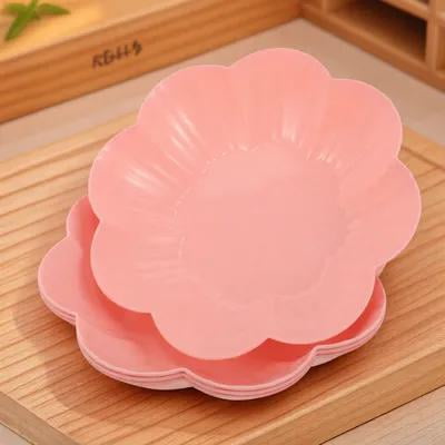 UPOUART 4pcs Flower Shaped Nuts Tray for Home Use with Smooth Surface