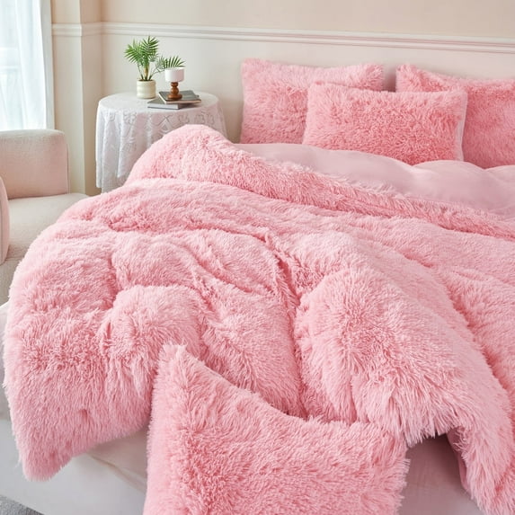URBONUR 3 Pieces Pink Bedding Comforter Set Queen Size Faux Fur Comforter Sets for Women Girls Plush Fluffy Bedding Sets for All Season(1 Shaggy Comforter + 2 Faux Fur Pillowcases)
