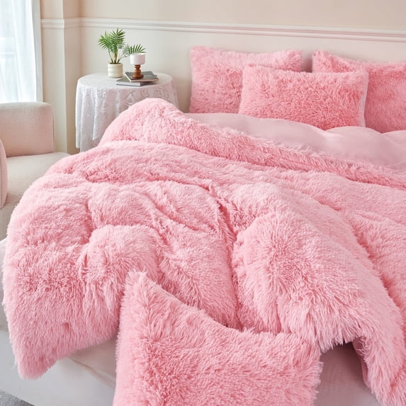 URBONUR 3Pcs Pink Faux Fur Full Size Comforter Sets for Girls Fluffy Flush Kids Bedding Sets Soft Fuzzy Girl Bed Sets for All Season(1 Shaggy Comforter + 2 Faux Fur Pillowcases)