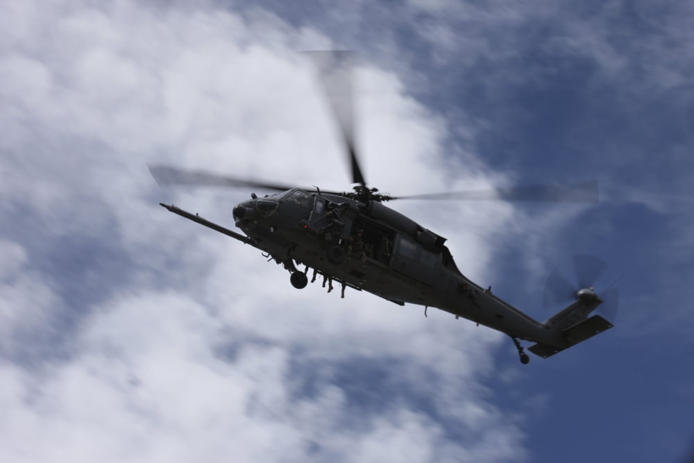 US Air Foce HH-60G Pave Hawk in flight over Arizona Canvas Art - Terry MooreStocktrek Images (18 x 12)