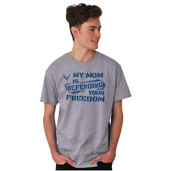 US Air Force My Mom Defending Freedom Men's Graphic T Shirt Tees Brisco Brands S