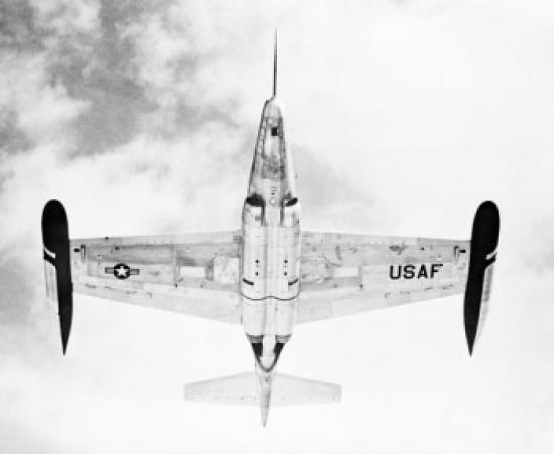 US Air force military aircraft Canvas Art - (24 x 36)