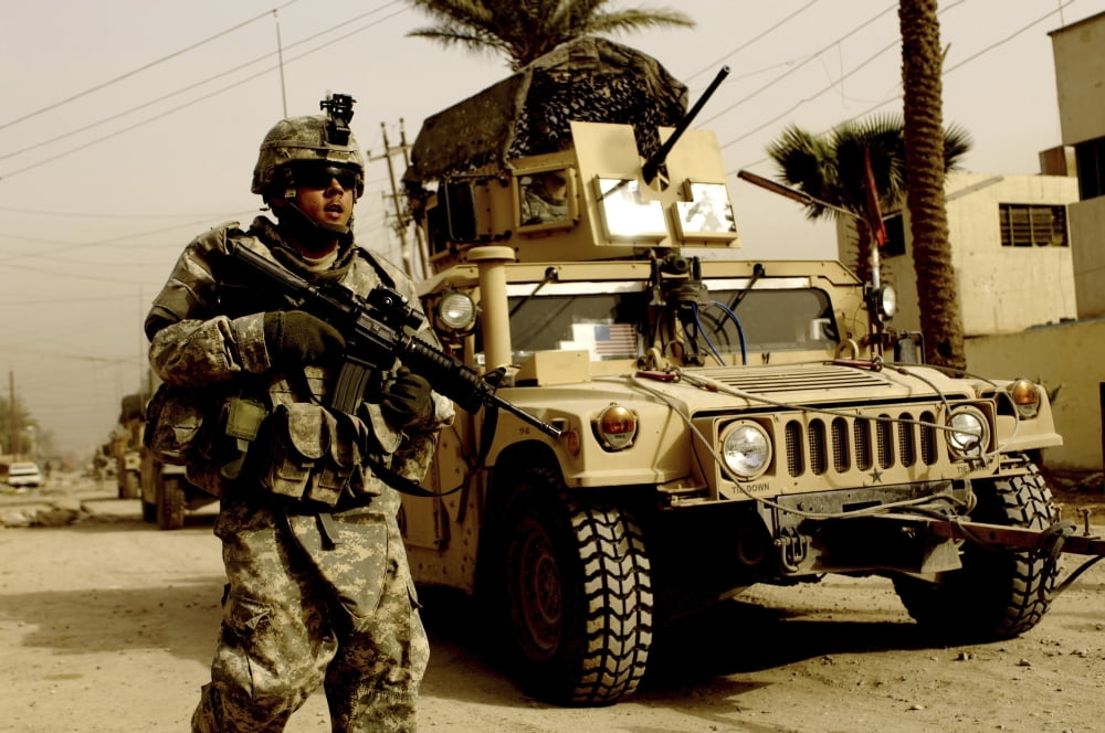 US Army soldier conducting a patrol in Karadah Iraq Canvas Art - Stocktrek Images (34 x 23)