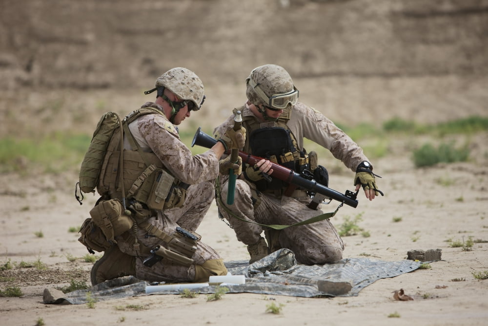 US Marines prepare a fragmentation round for the RPG-7 Canvas Art - Terry MooreStocktrek Images (35 x 24)