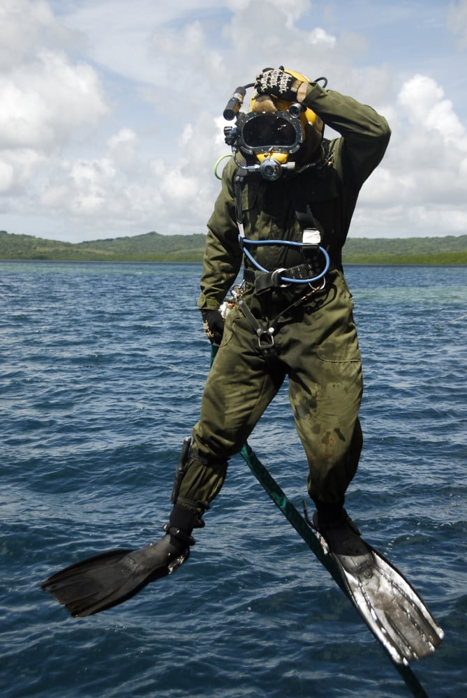 US Navy Diver jumps off a dive station Canvas Art - Stocktrek Images (23 x 35)