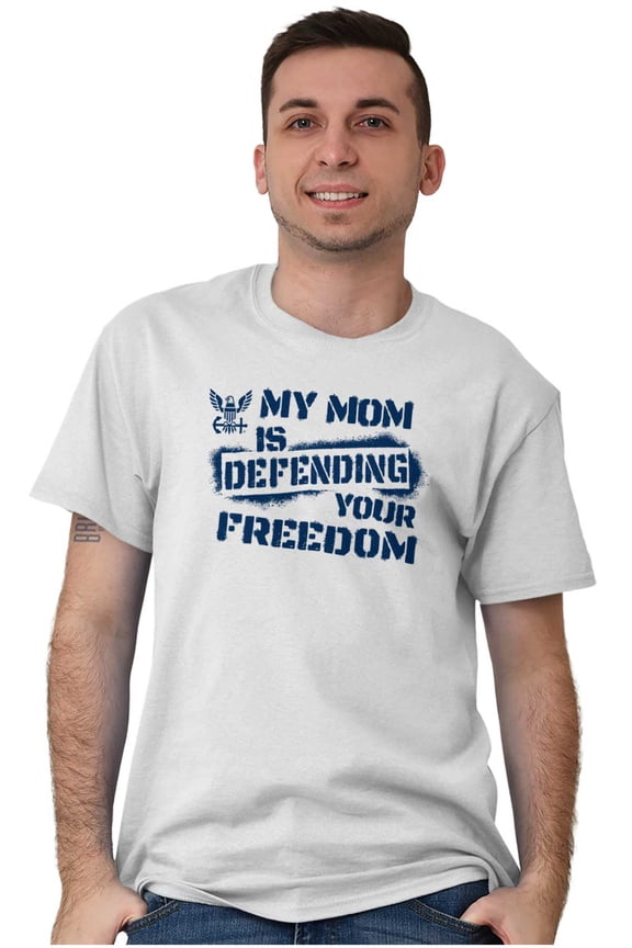 US Navy Mom Defending Freedom Mother Men's Graphic T Shirt Tees Brisco Brands M