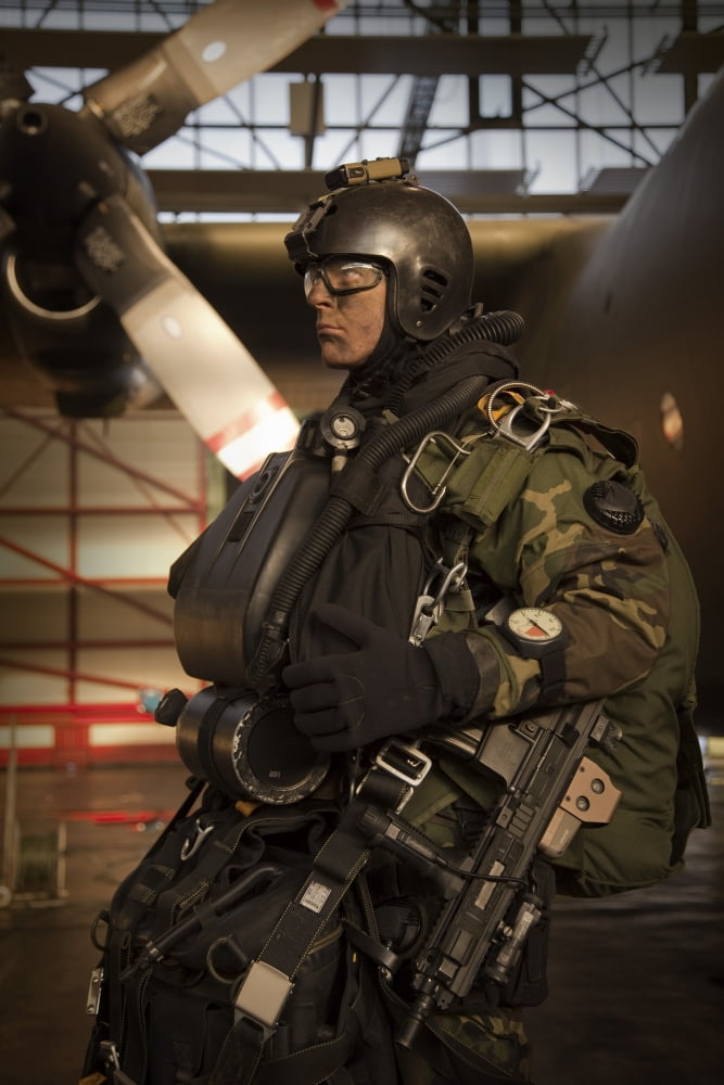 US Navy Seal combat diver prepares for HALO jump operations Canvas Art - Tom WeberStocktrek Images (12 x 18)