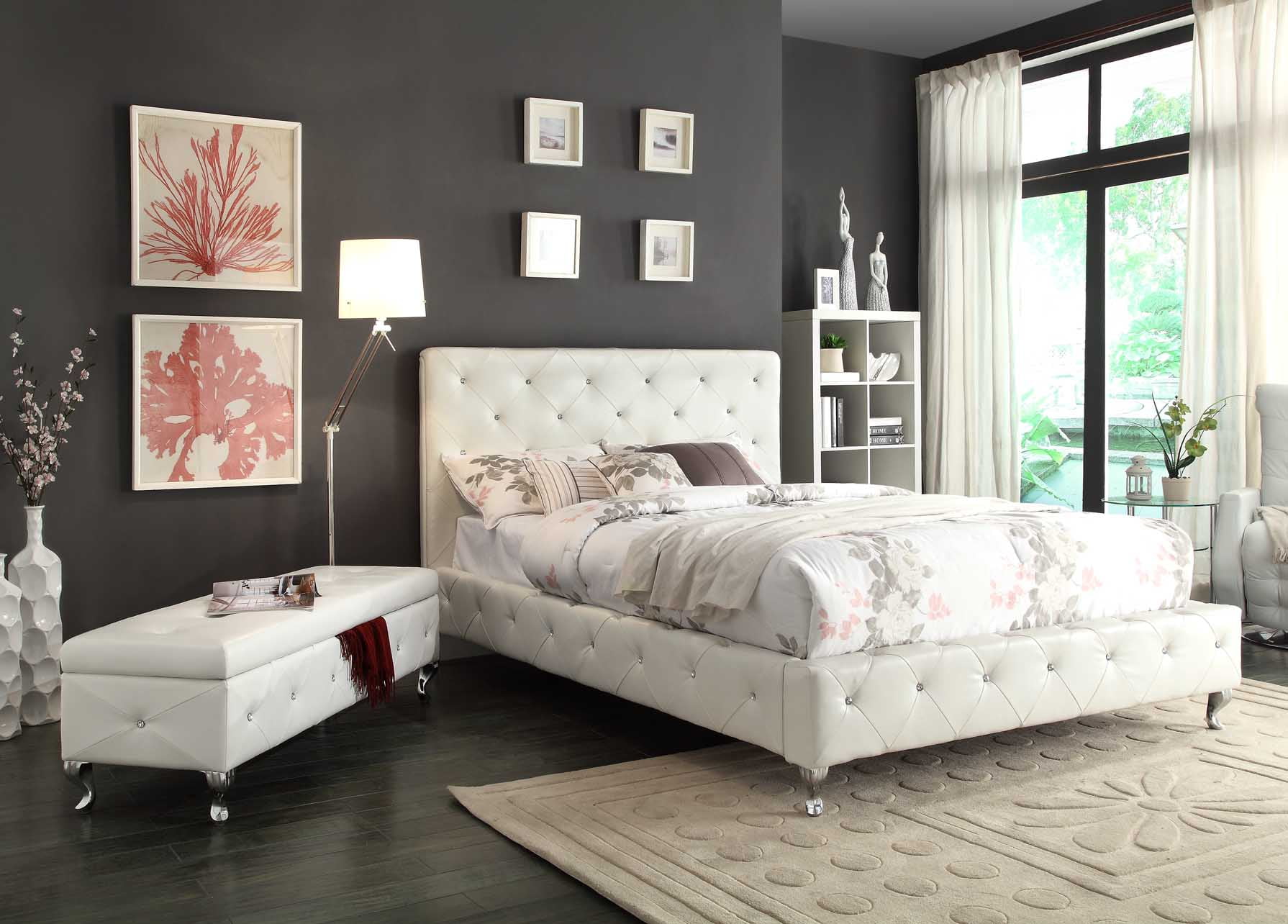 US Pride Furniture Regal Queen Bed and Regal Ottoman