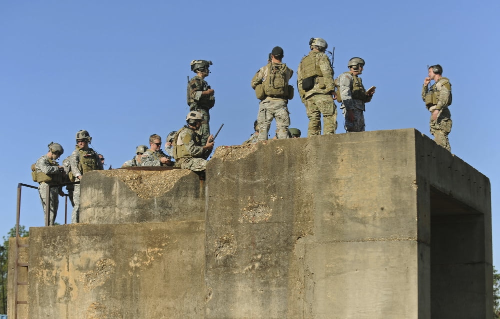 US Special Operations soldiers during Exercise Emeral Warrior Canvas Art - Stocktrek Images (35 x 23)