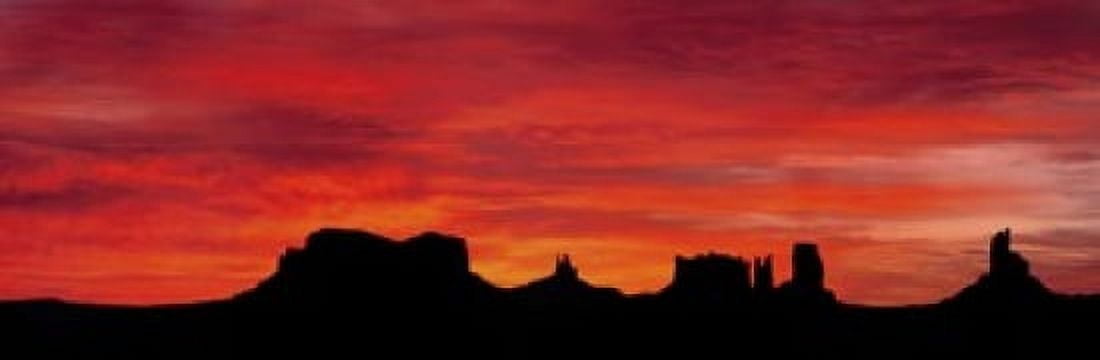 US Utah Monument Valley Tribal Park Canvas Art - Panoramic Images (18 x 6)