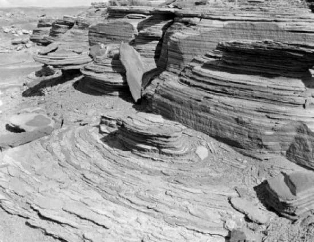 USA Arizona Painted Desert rock formations Canvas Art - (24 x 36)