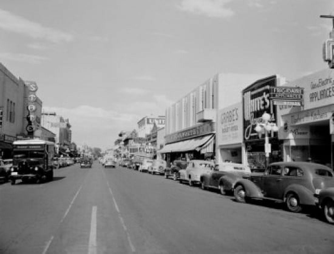 USA Arizona Tucson Main Street Canvas Art - (24 x 36)