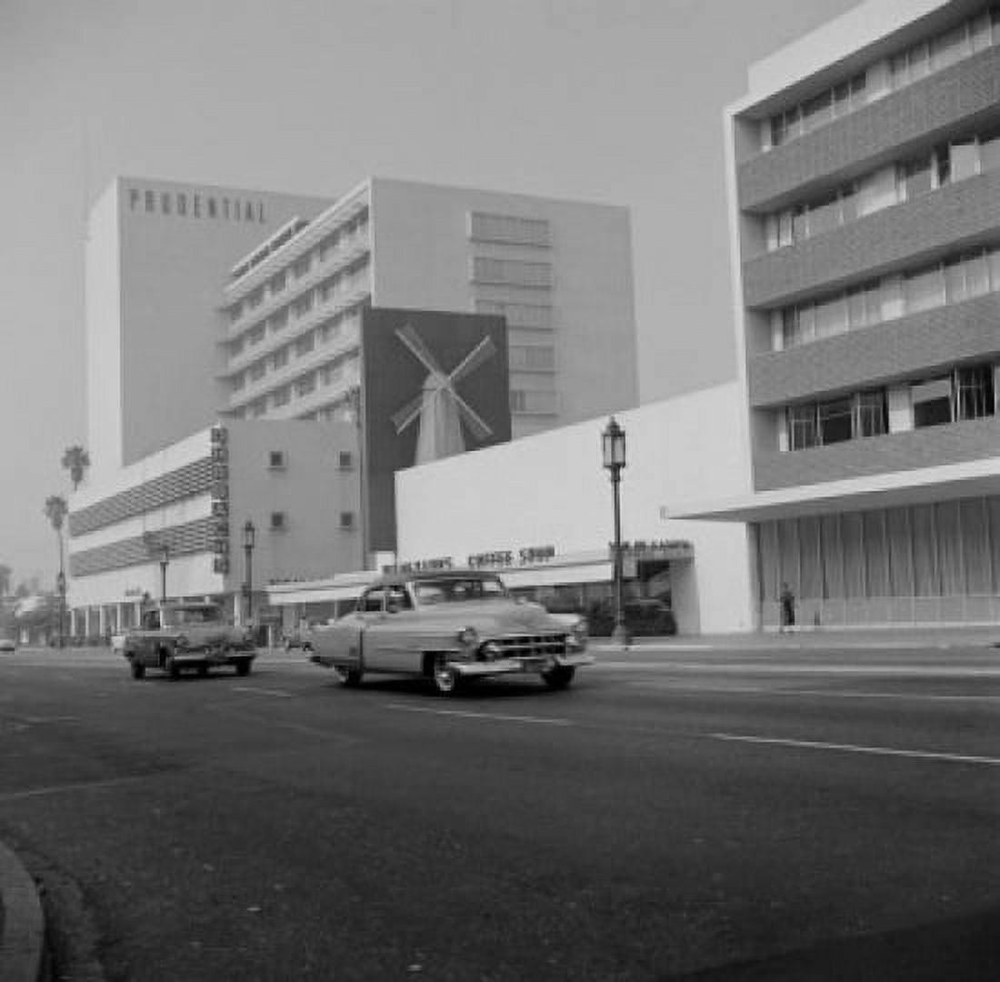USA California Los Angeles Wilshire Boulevard Miracle Mile famed shopping district Canvas Art - (24 x 36)
