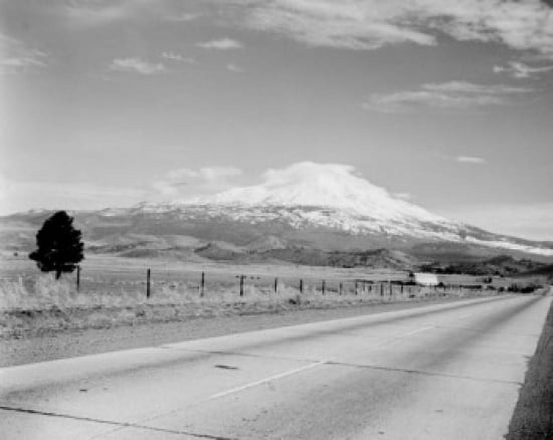 USA California road near Mt Shasta Canvas Art - (18 x 24)