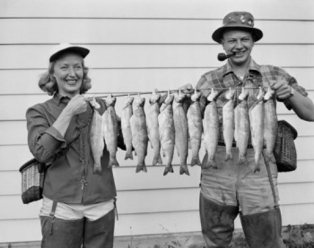 USA Cascade Mountain Lake woman and man holding Rainbow Trout Canvas Art - (24 x 36)