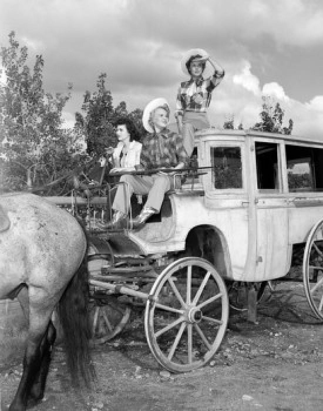 USA Colorado Evergreen Lazy Valley Inn Three cowgirls on stage coach Canvas Art - (18 x 24)