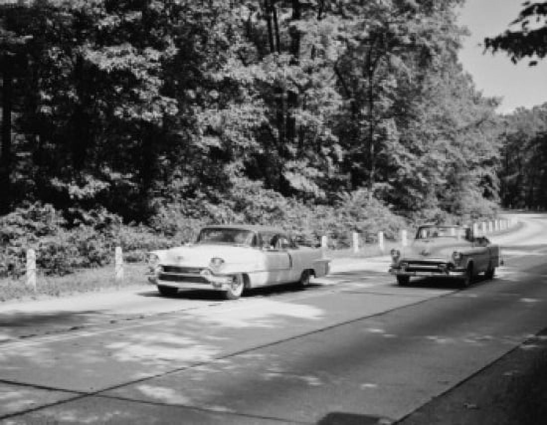 USA Connecticut New Canaan Traffic on Merritt Parkway Canvas Art - (18 x 24)