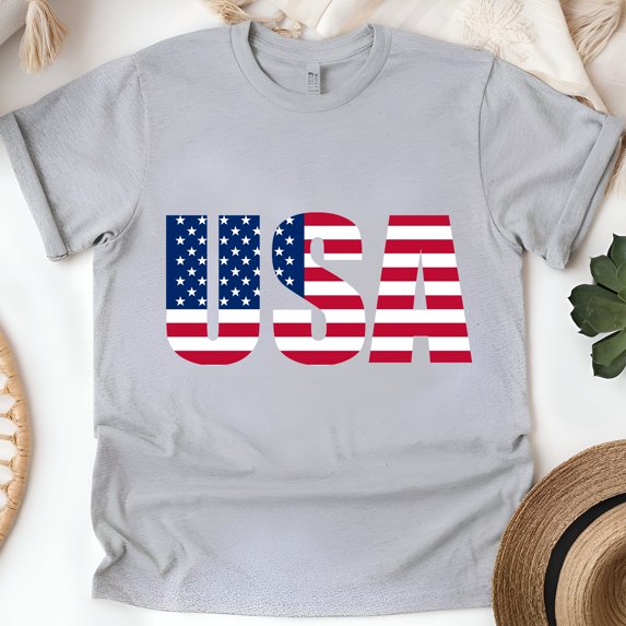 USA Flag T-Shirt - Patriotic American Graphic Tee for Men and Women