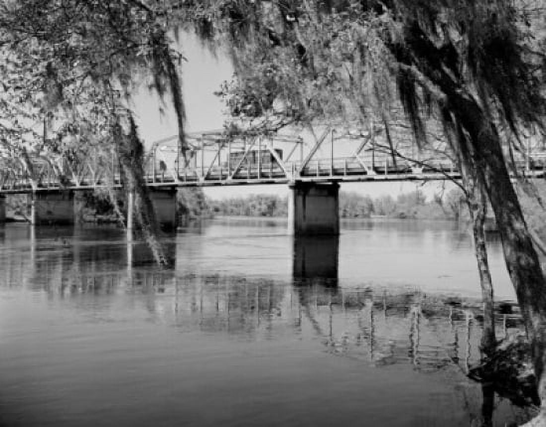 USA Florida Bridge across Suwannee River Canvas Art - (18 x 24)