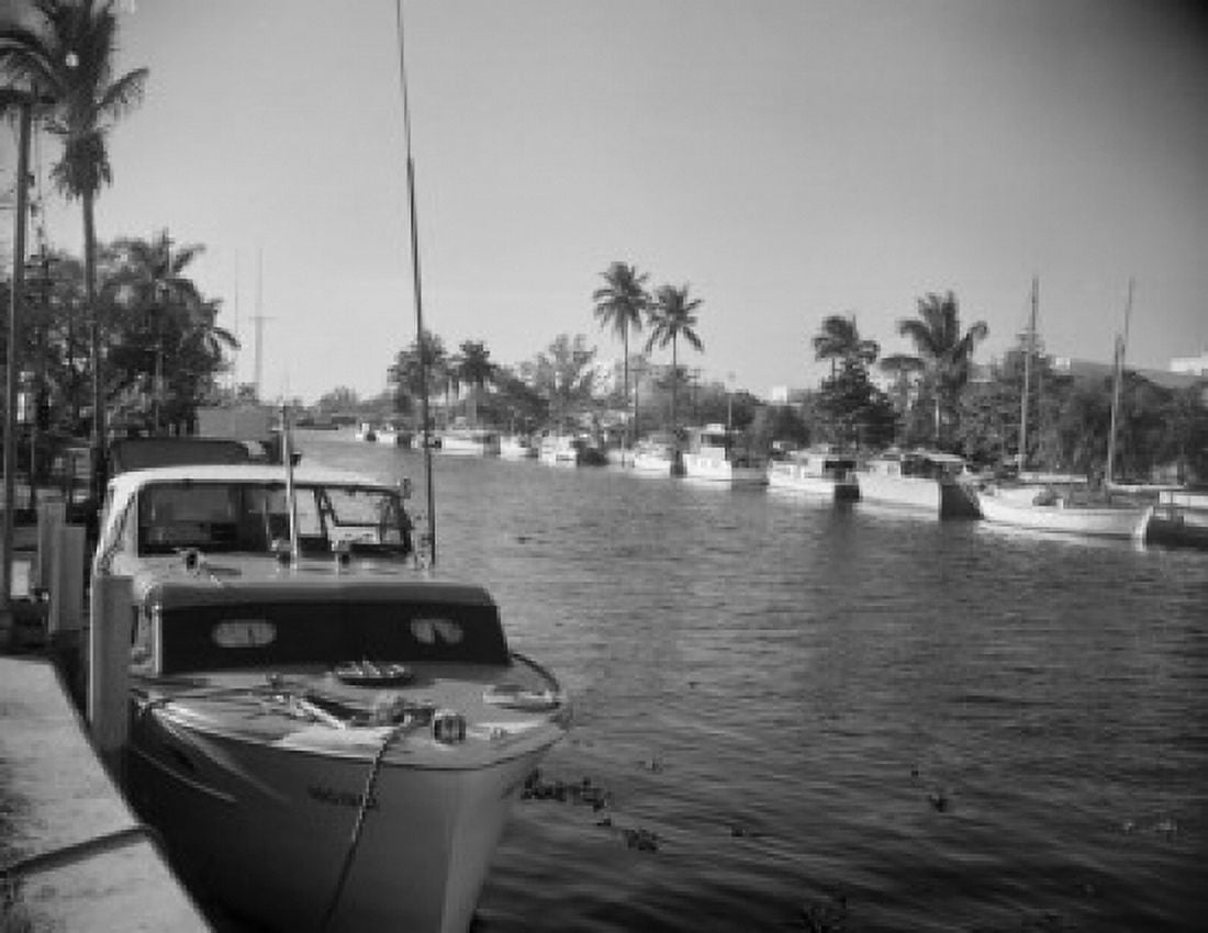 USA Florida Fort Lauderdale canal and boats Canvas Art - (18 x 24)