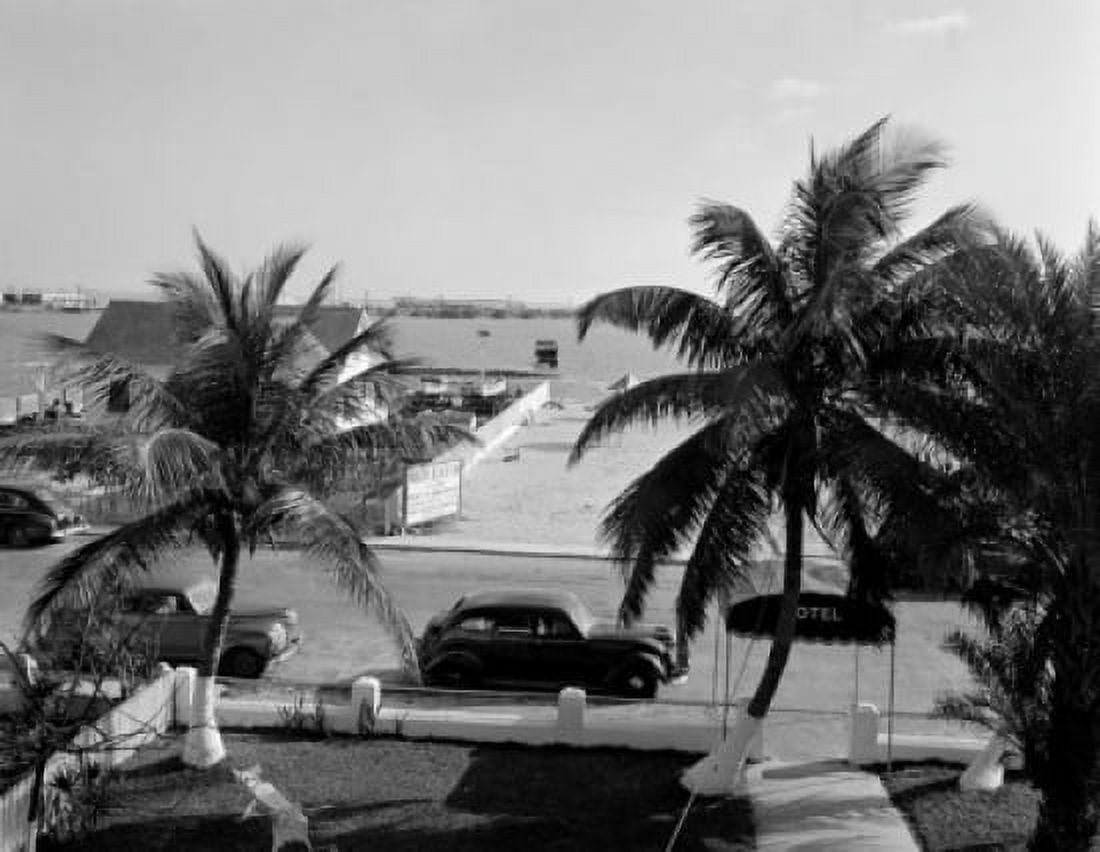 USA Florida Key West North Beach high angle view Canvas Art - (18 x 24)