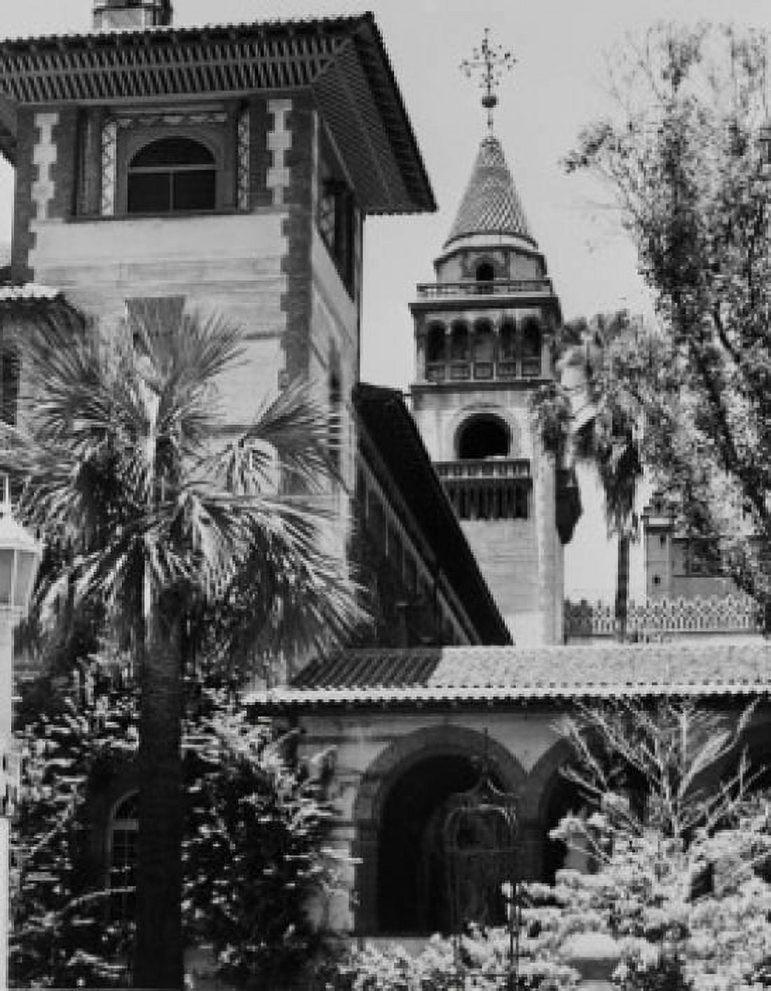 USA Florida St Augustine Ponce dLeon Hotel Canvas Art - (24 x 36)