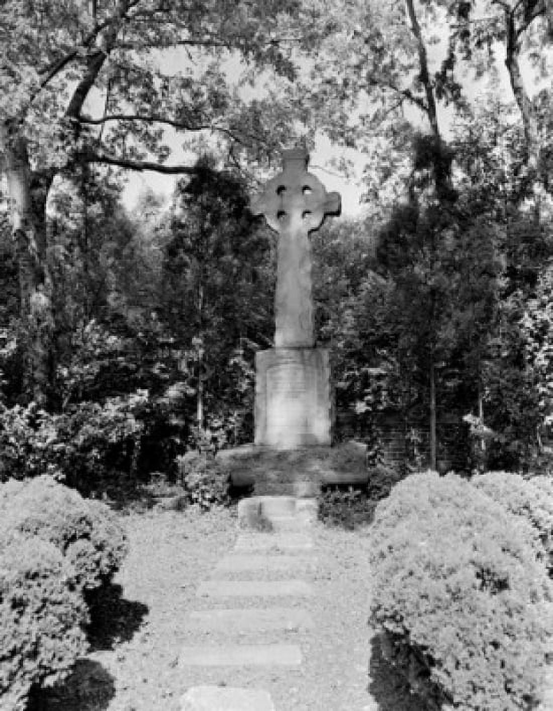 USA Georgia Augusta Celtic Cross marking site of old Fort Augusta Canvas Art - (18 x 24)