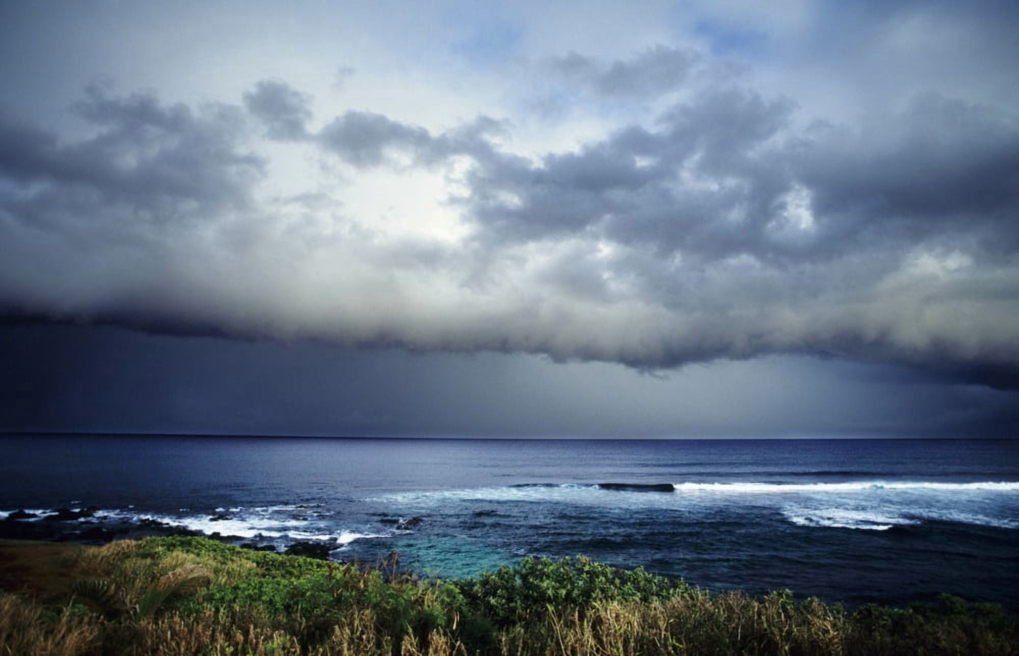 USA Hawaii Islands North Shore Maui Storm Front Clouds Overlooking Ocean From Hillside Canvas Art - Erik Aeder Design Pics (17 x 11)