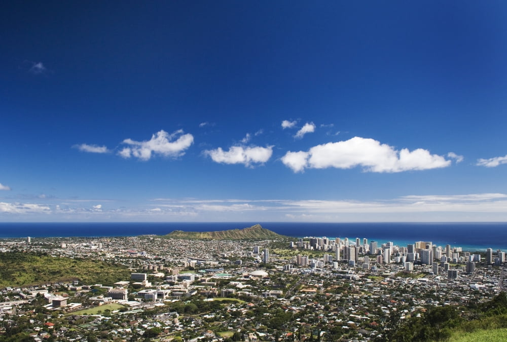USA Hawaii Islands Oahu Diamond Head and Uh Manoa campus seen from lookout at Puu Ualaokua Park Honolulu Canvas Art - Greg Vaughn Design Pics (34 x 24)