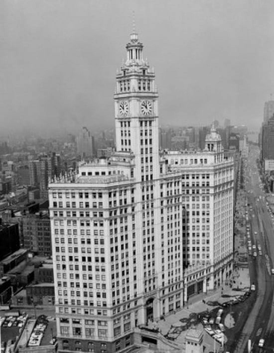 USA Illinois Chicago Wrigley building Canvas Art - (24 x 36)
